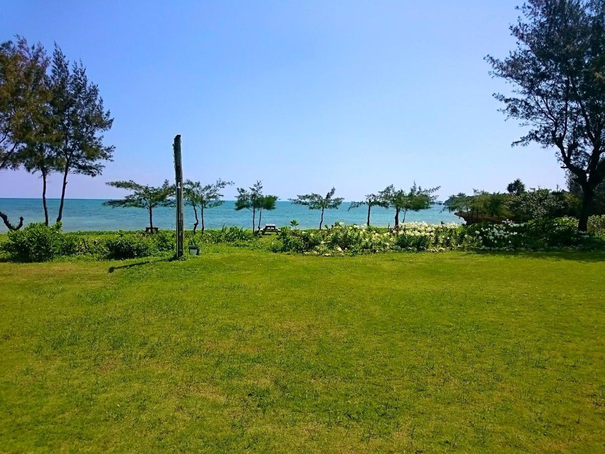 Garden Beach House Motobu Exterior photo